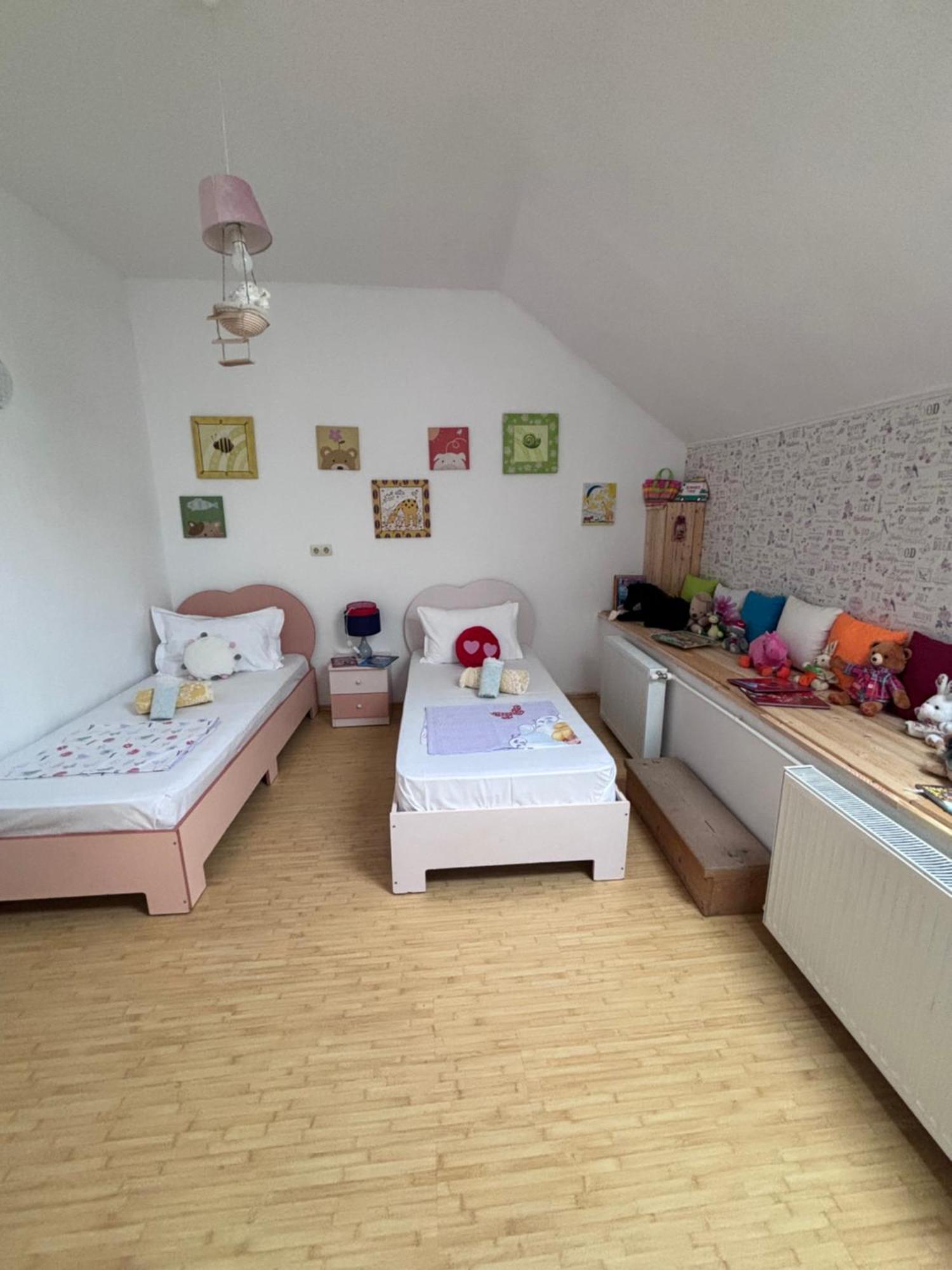 Casa Trandafirilor Hotel Tulcea Bagian luar foto
