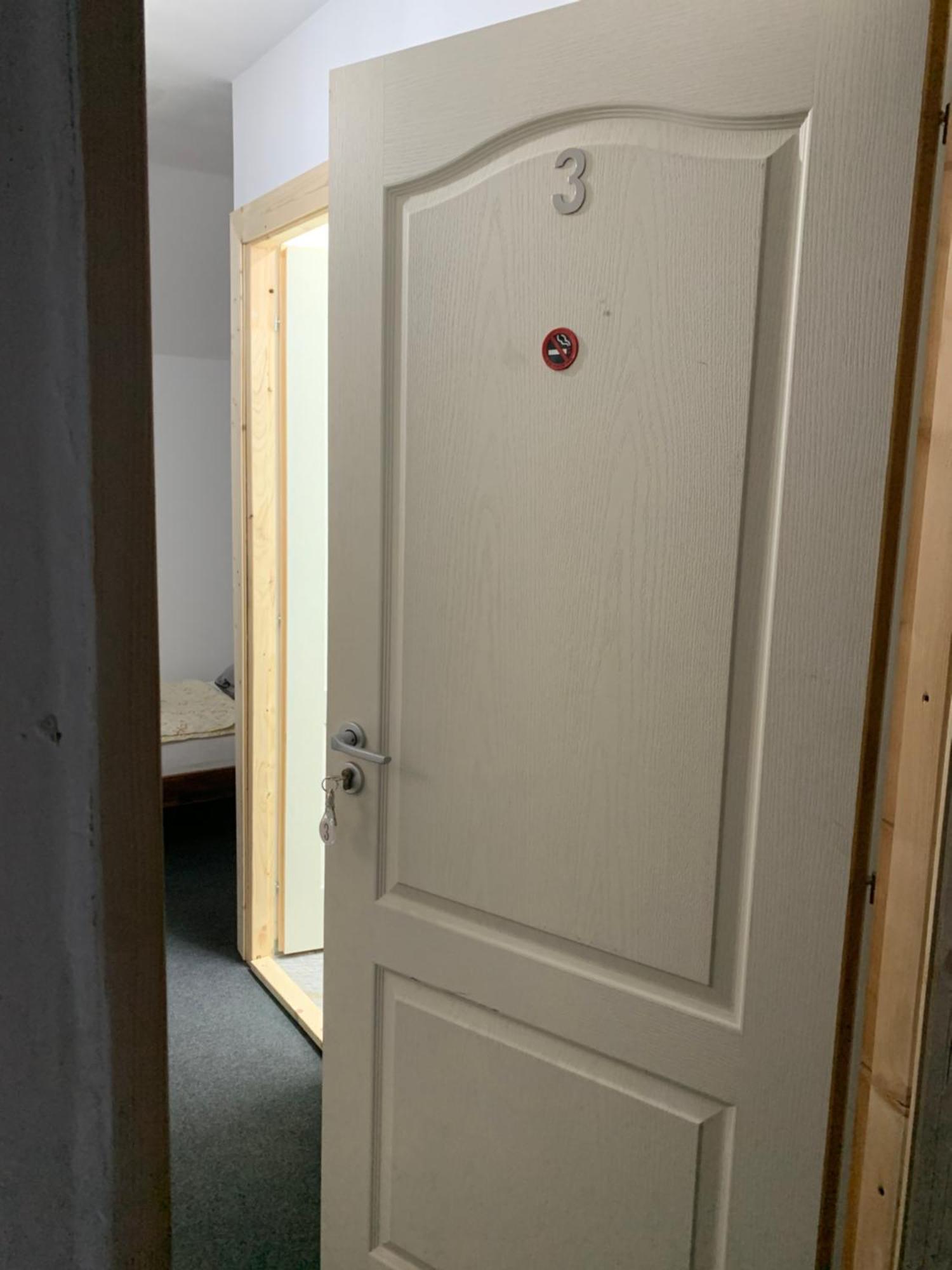 Casa Trandafirilor Hotel Tulcea Bagian luar foto